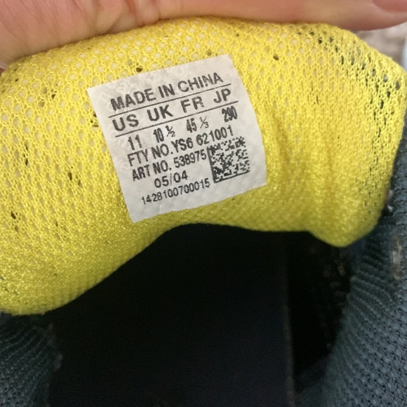 Men’s ADIDAS Sneakers - Picture 6 of 13